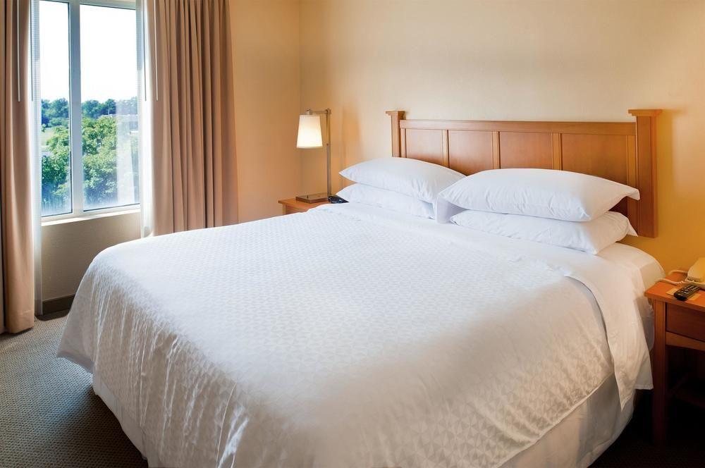โฟร์ พอยต์ บาย เชอราตัน เซนต์ หลุยส์ - แฟร์วิว ไฮจ์ Hotel แฟร์วิว ไฮท์ส ภายนอก รูปภาพ
